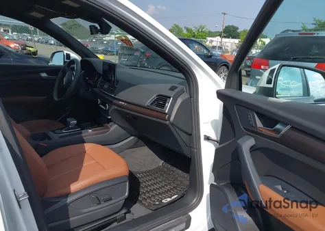 2024 Audi Q5 Premium 40 Tfsi Quattro S Tronic из США, поврежденный, VIN WA1ABAFY8R2092133